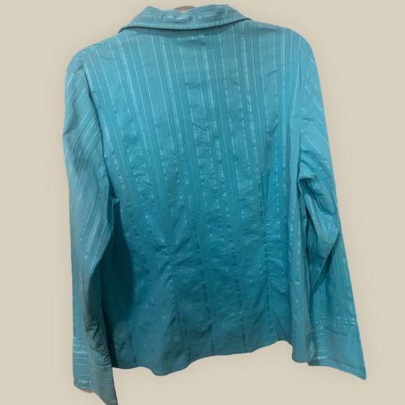 Women’s Long Sleeve Button Down Blouse Top EUC - Picture 3 of 5